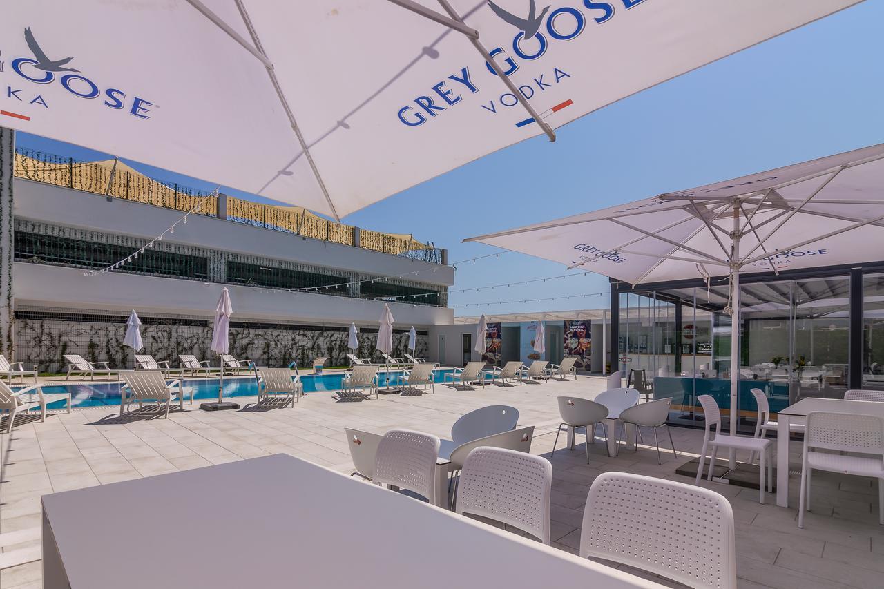 Hotel Nyota & Conference Center 4*
